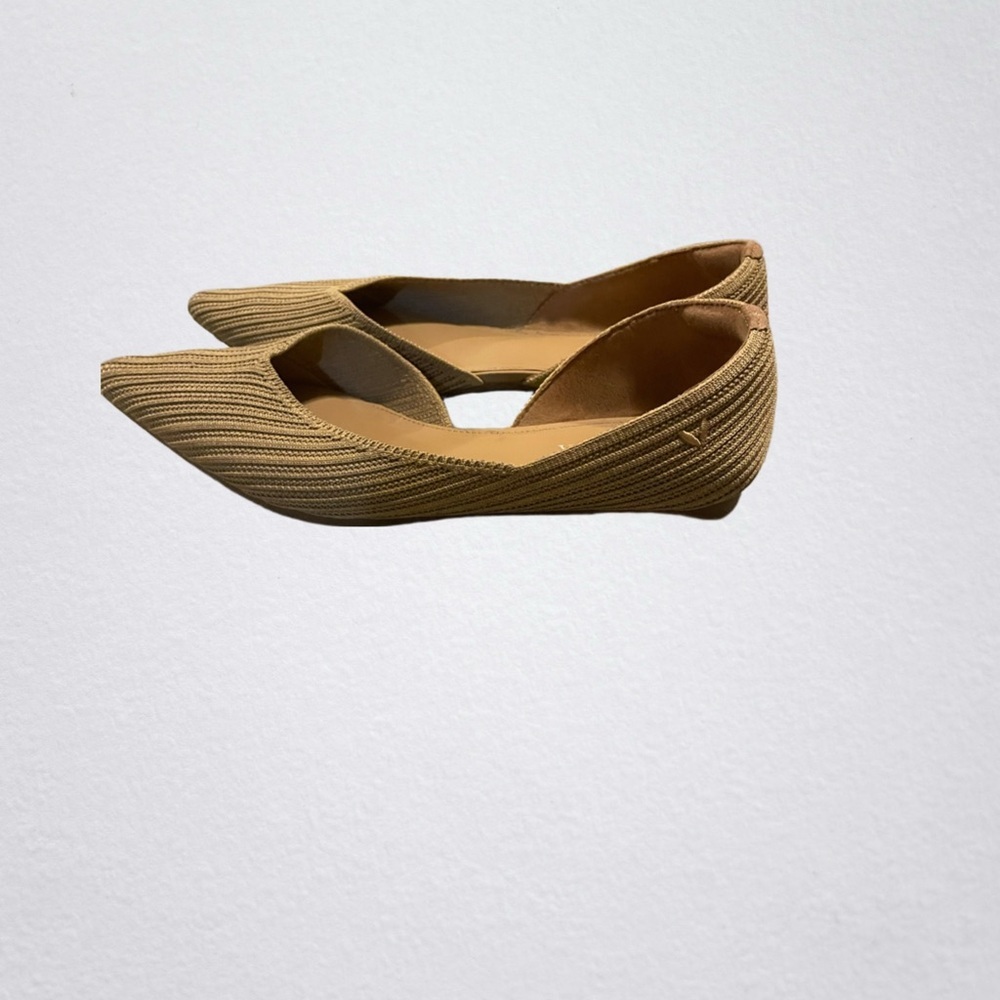 VIVAIA Women's Elegant Tan Loafers - Picture 3 of 4